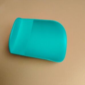 TUPPERWARE SCOOP